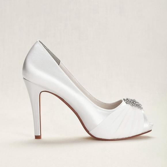 David's Bridal Dyeable Chiffon and Satin Shoe - Picture 2 of 3